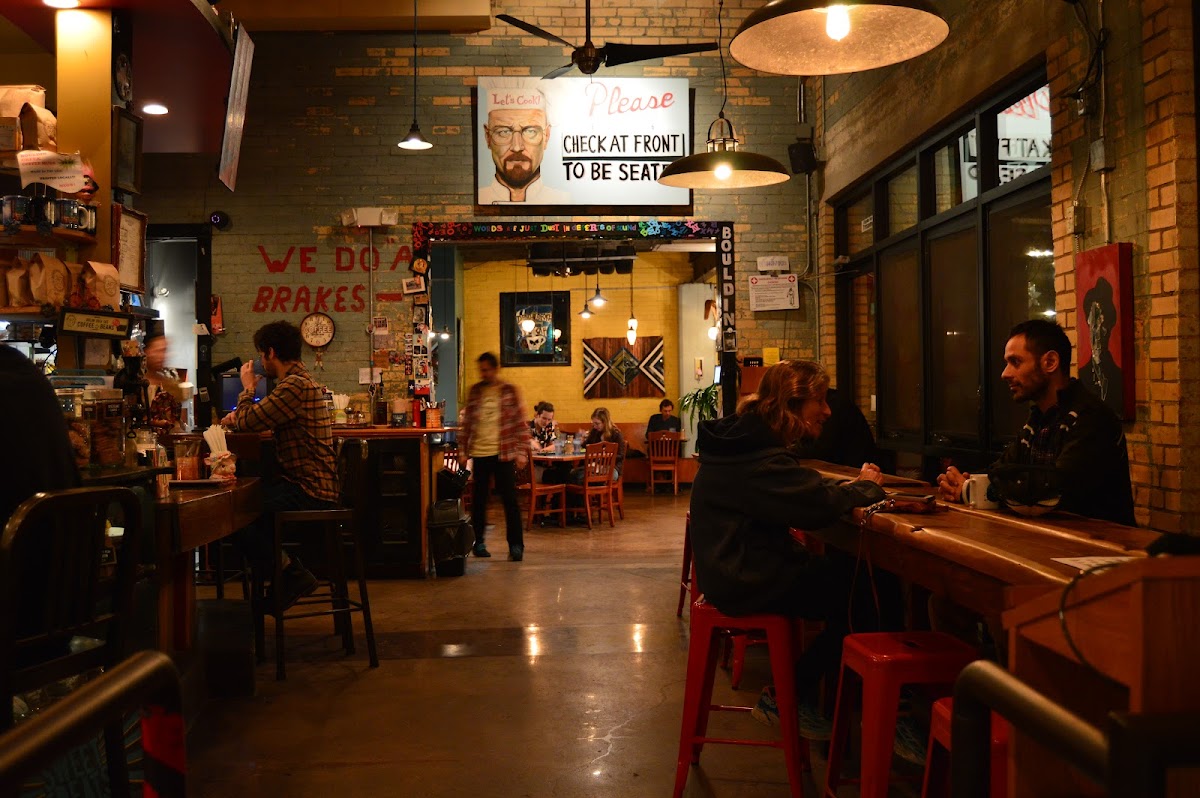 Bouldin Creek Cafe interior