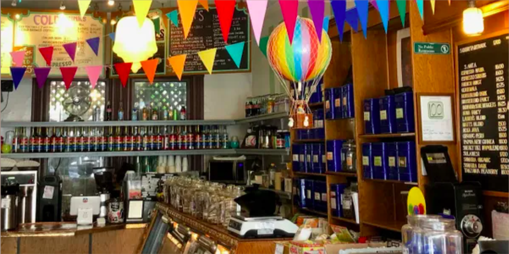 Spike's Coffees and Teas interior