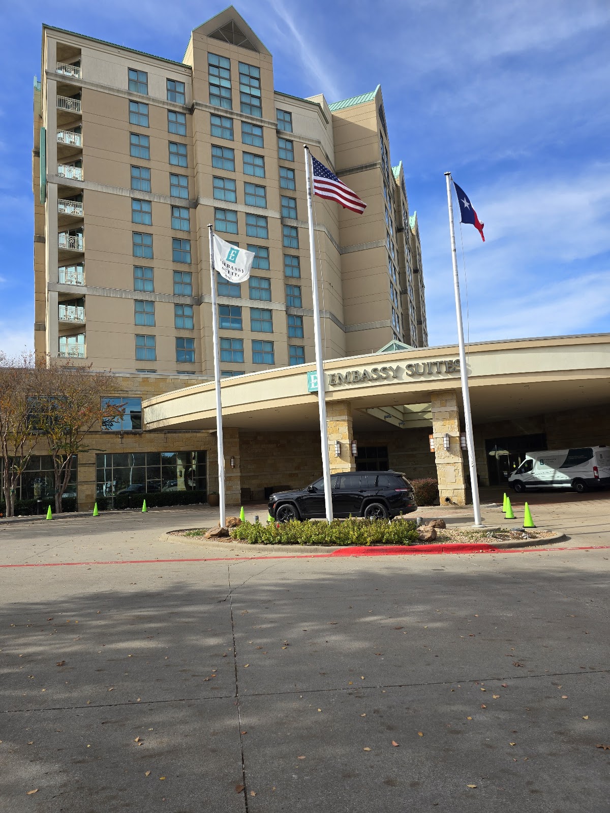 Photo of Caffeinás - Embassy suites