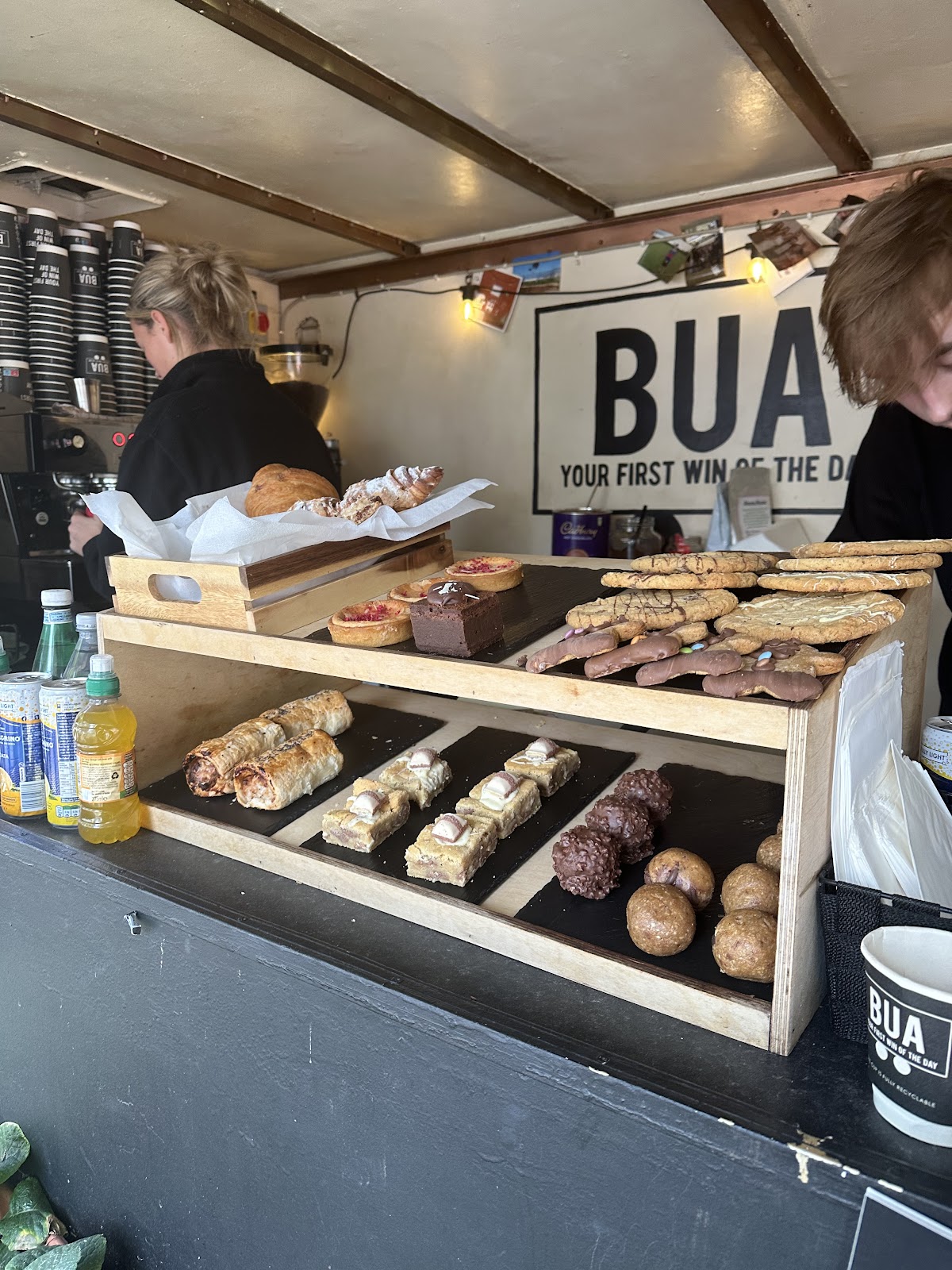 Bua Coffee interior