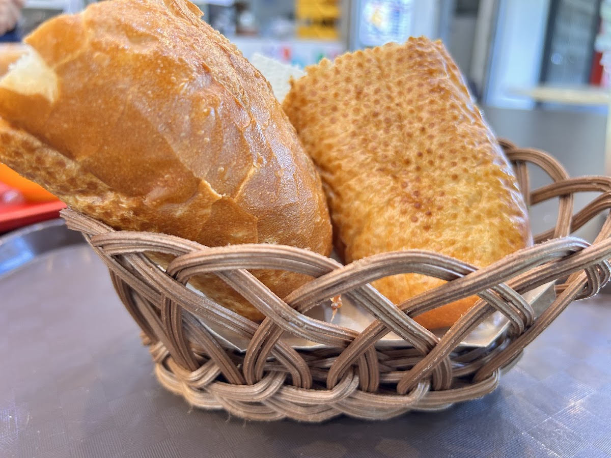 Vietnamese Ban Mian interior