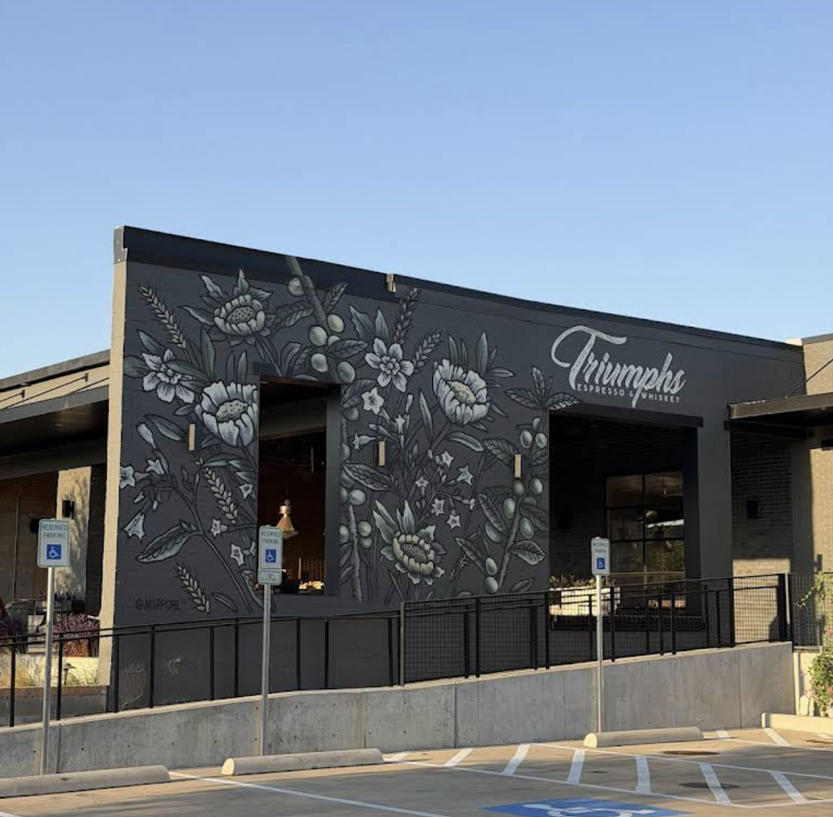 Triumphs Espresso & Whiskey interior