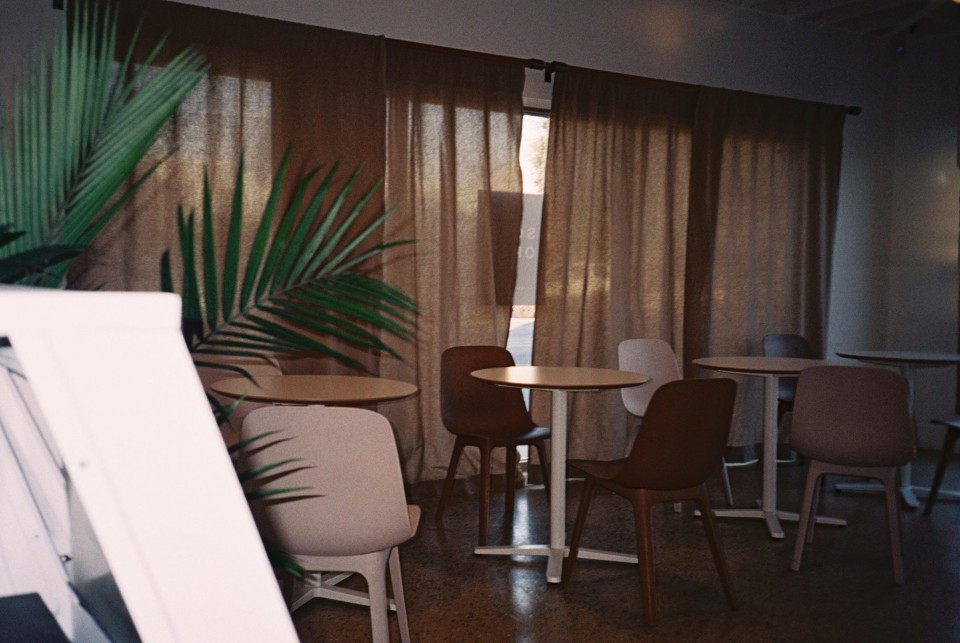 Kumquat Coffee HLP interior