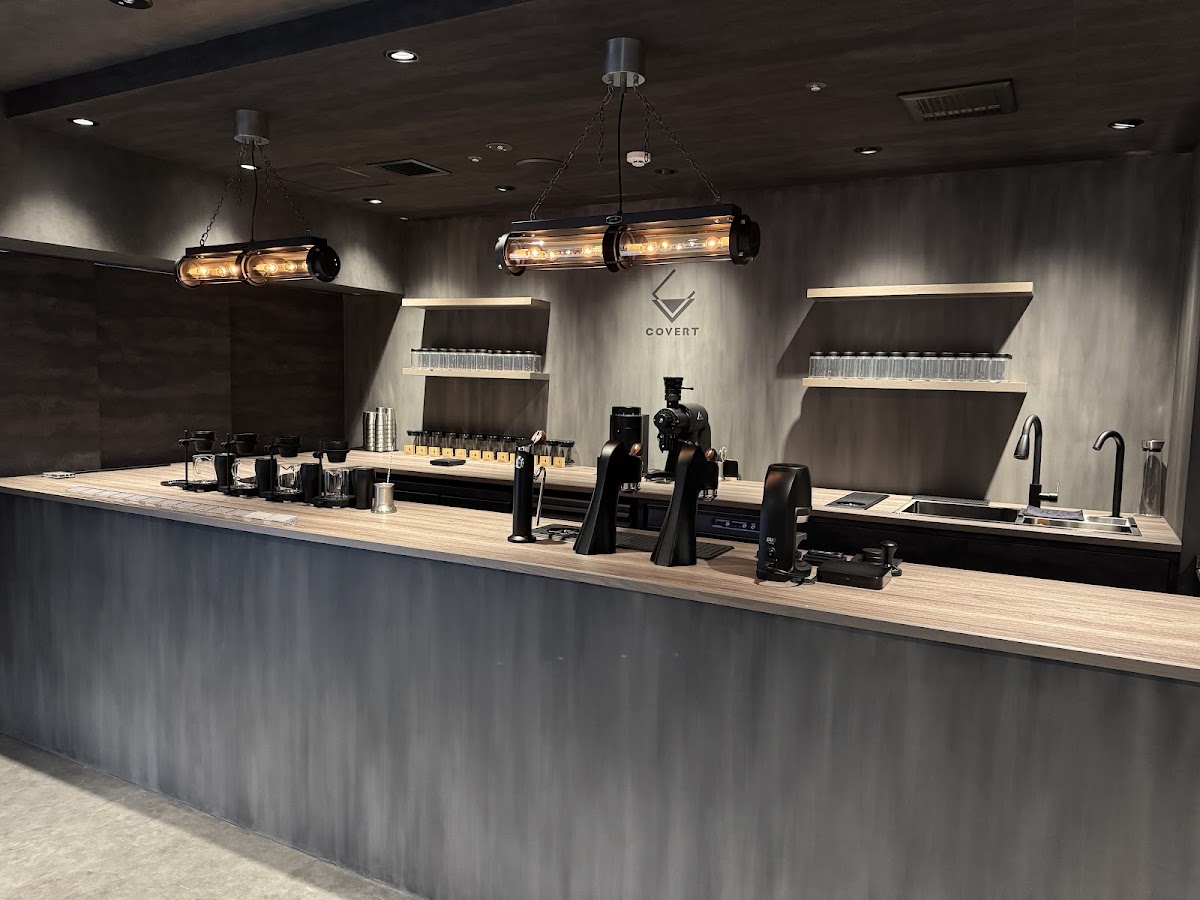 COVERT COFFEE ROASTERY interior