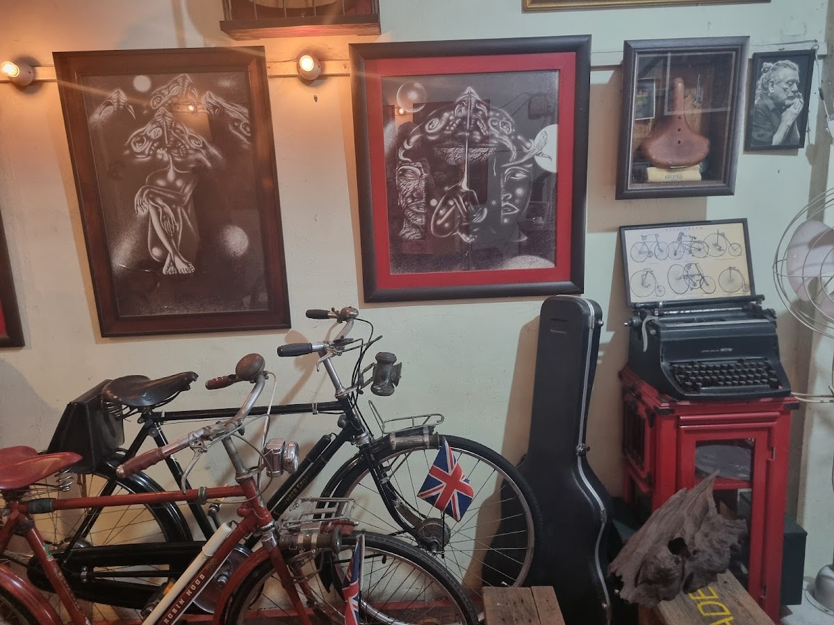 Photo of CHOKE HANDMADE Art, Ice Cream, vintage bicycle