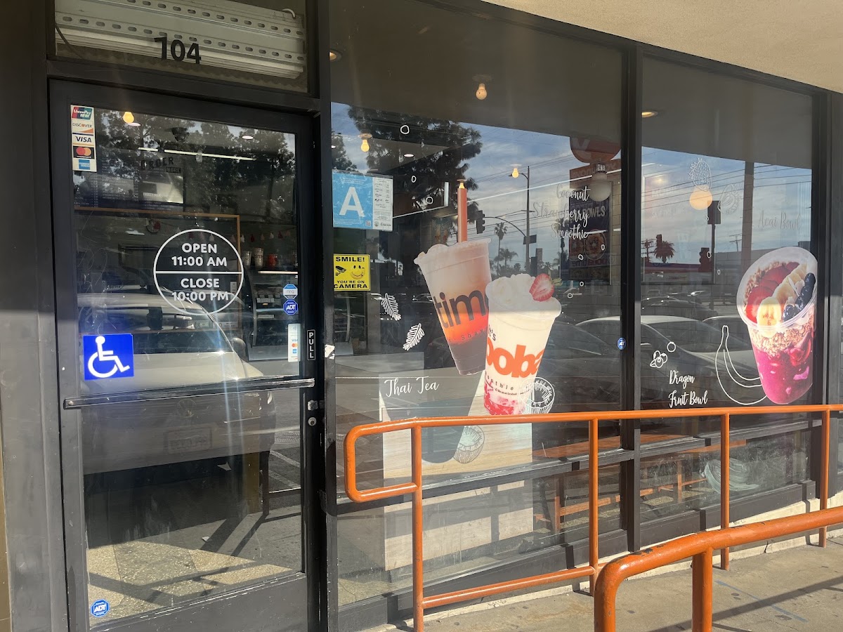 It's Boba Time interior