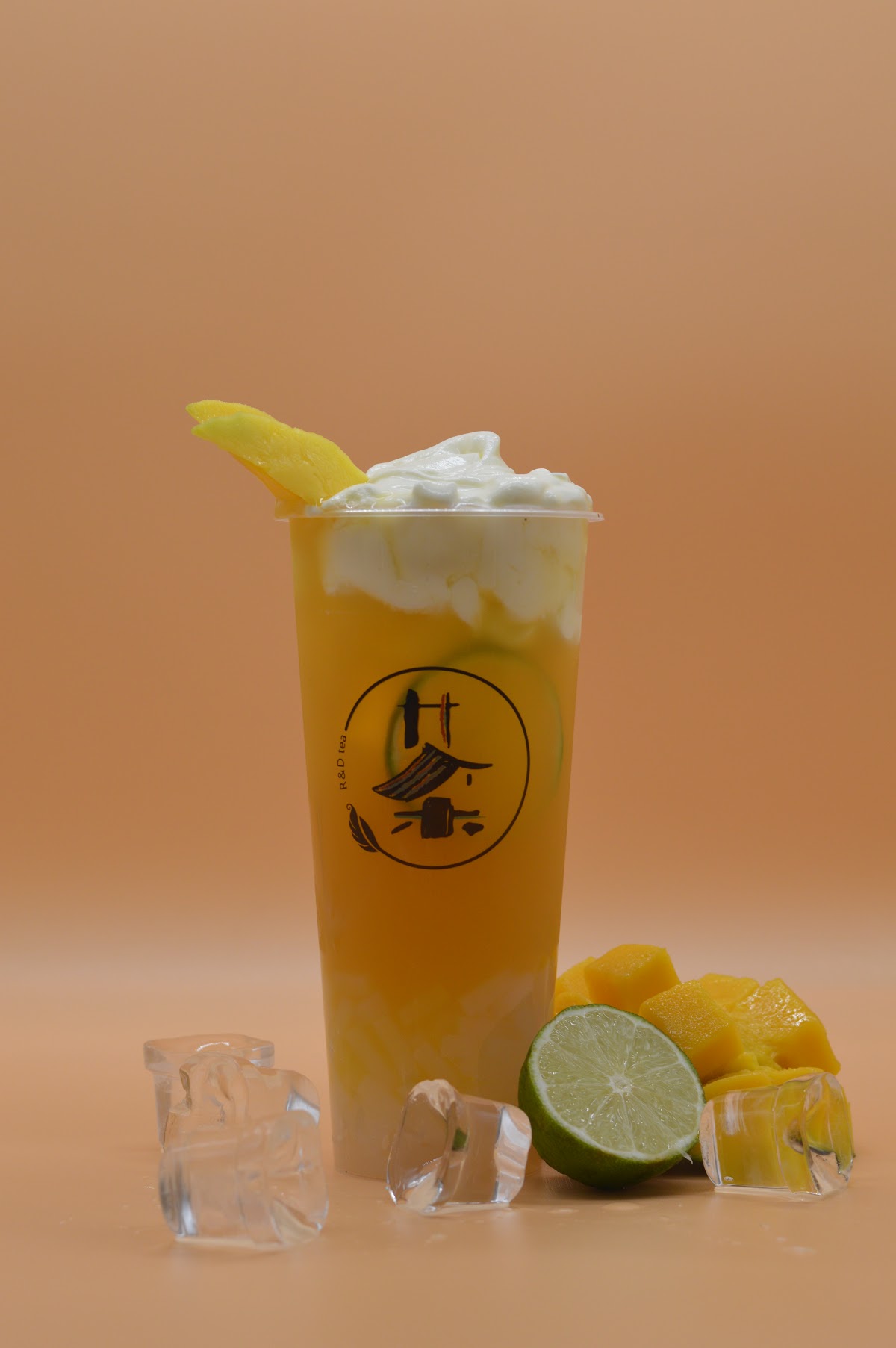 R and D Bubble Tea interior