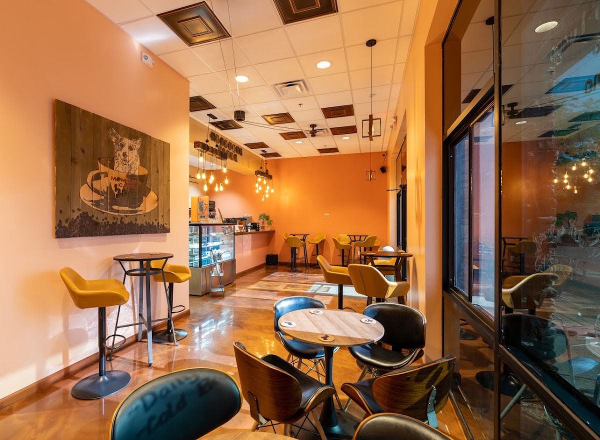 Momentto Coffee Roasters interior