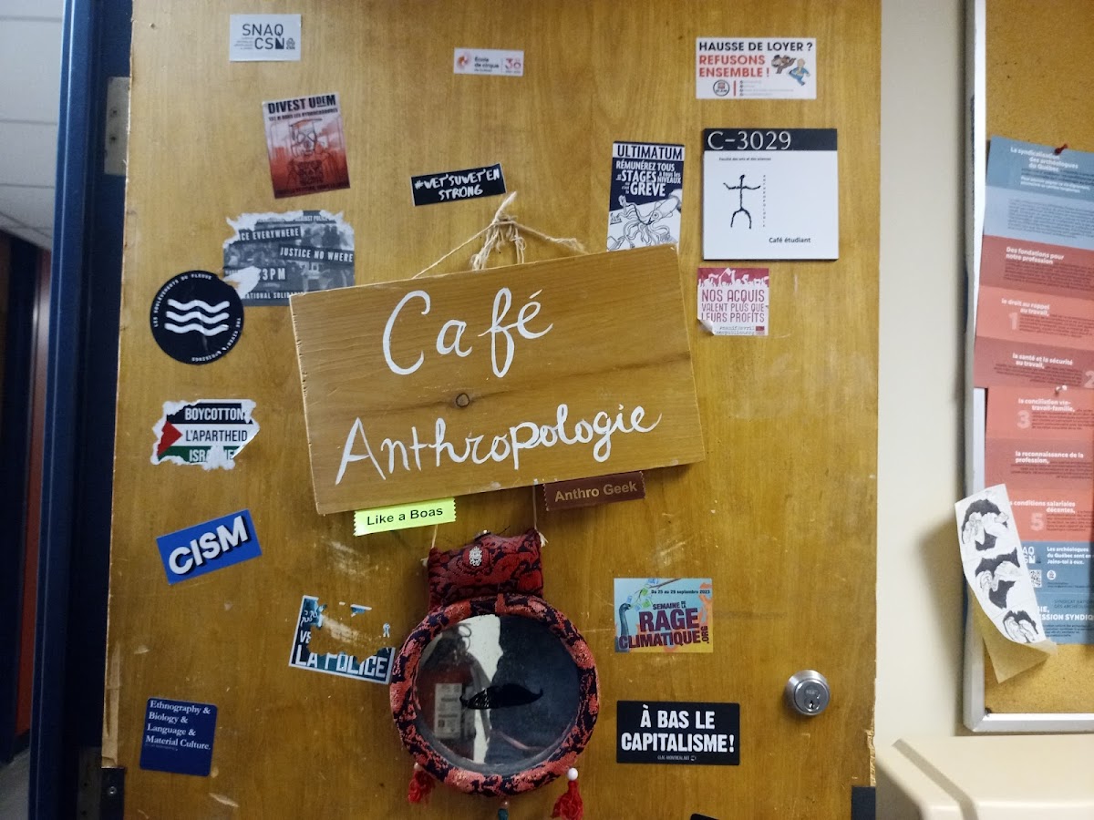 Photo of Café Anthropologie (C-3029)