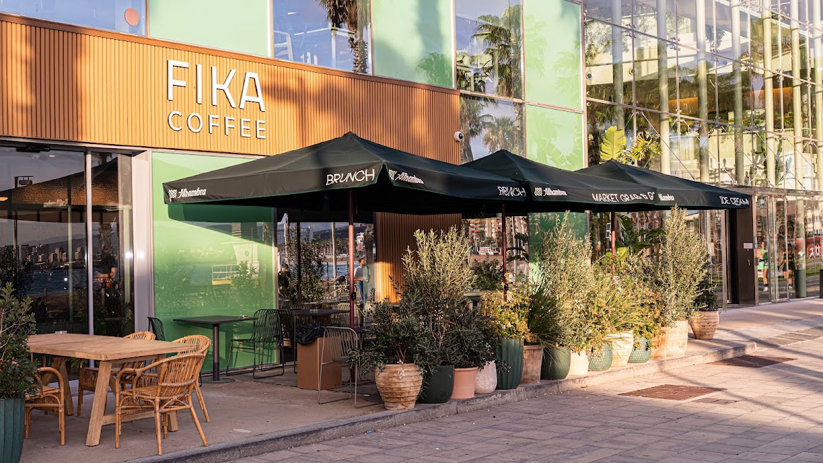 FIKA COFFEE MARKET interior