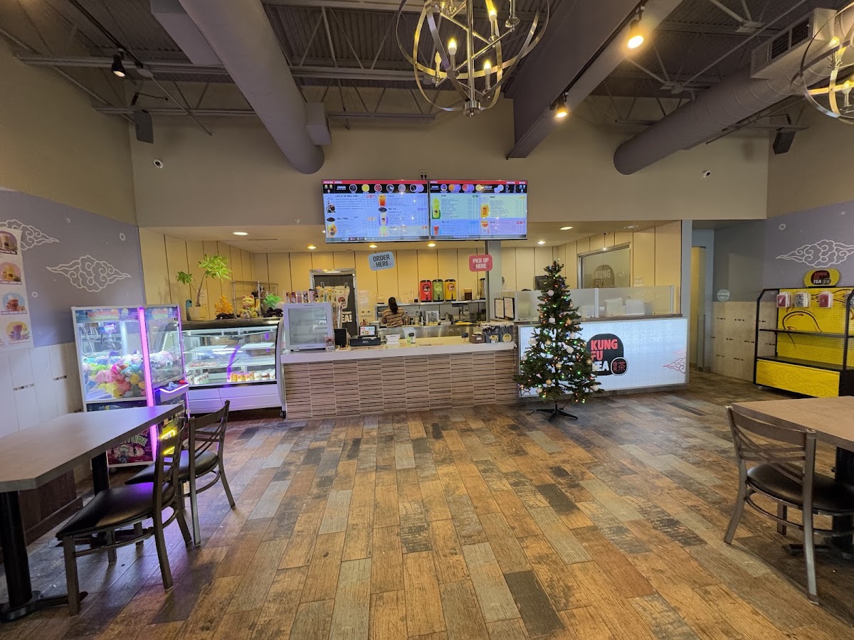 Kung Fu Tea interior