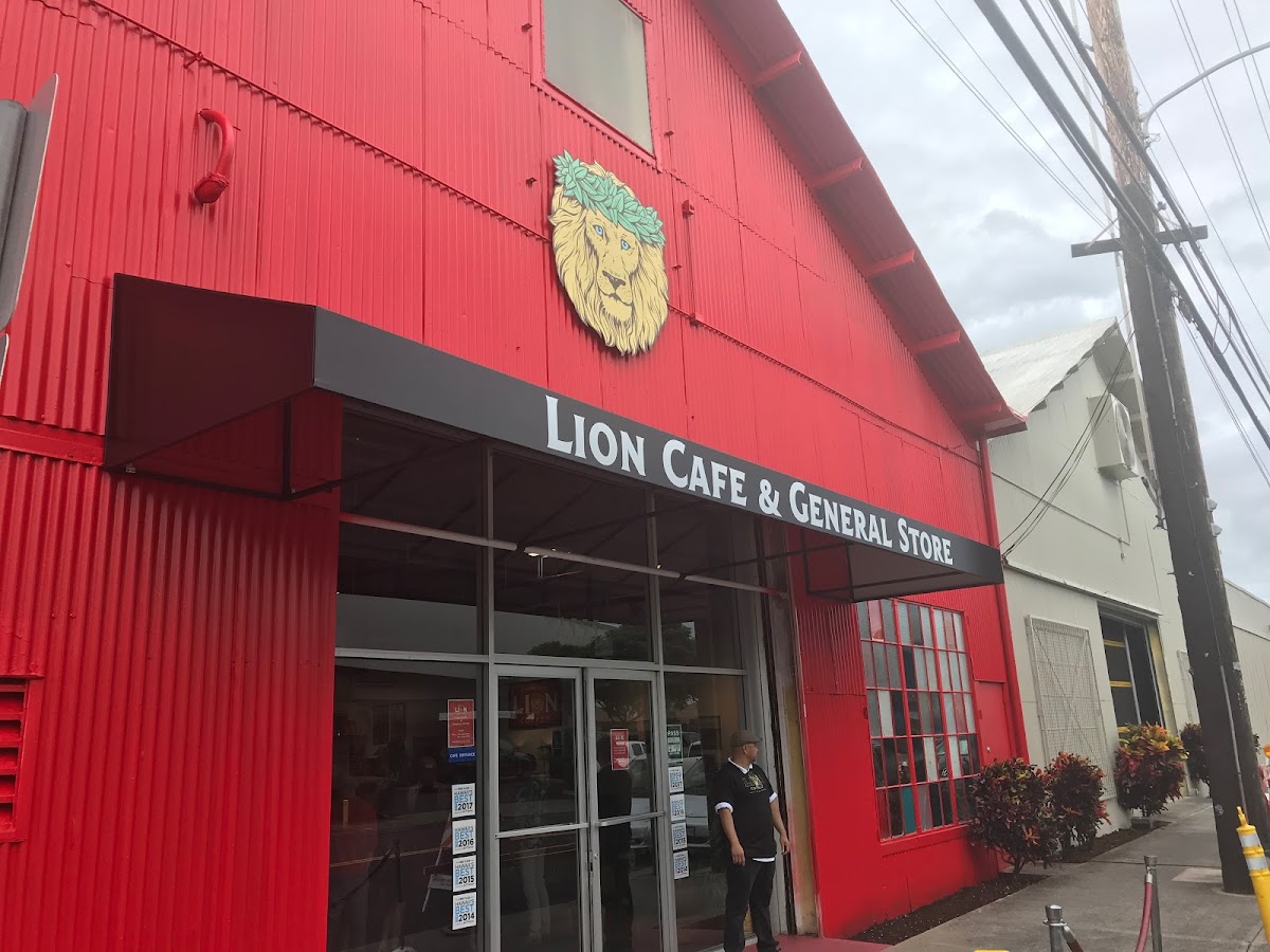 Lion Coffee interior