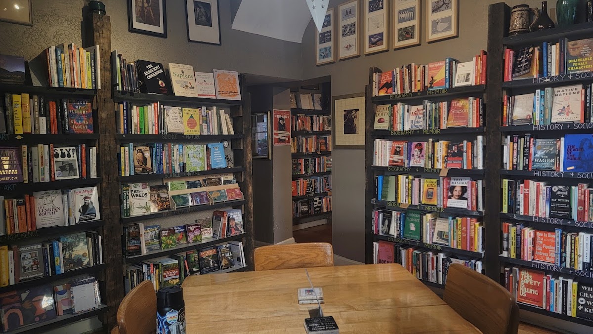 Photo of Roebling Books and Coffee