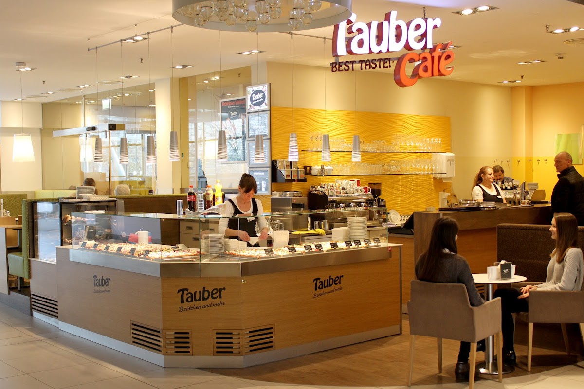 Tauber Café interior