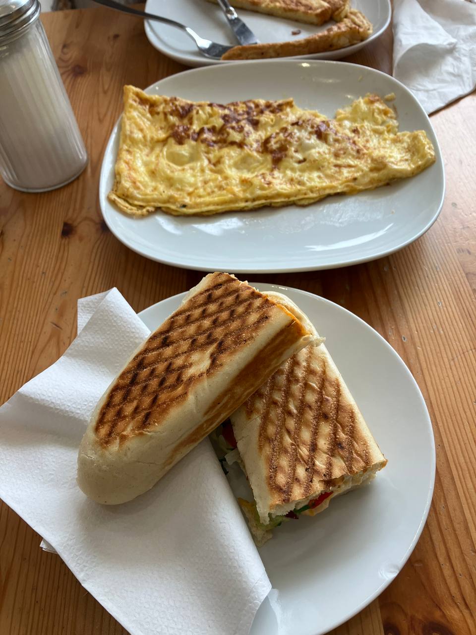 Tasty Bite Wrap House interior