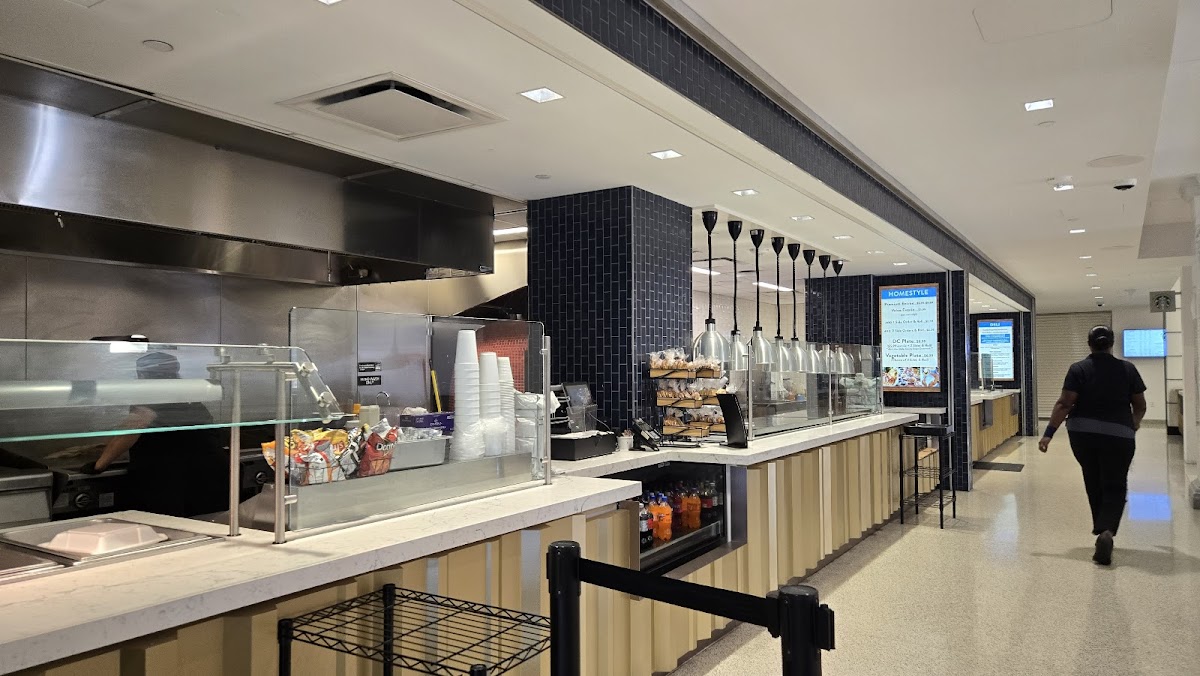 Court's Cafe interior