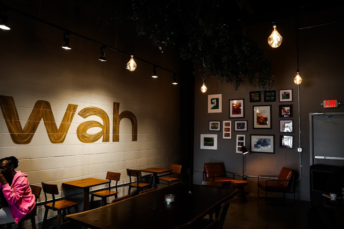 WAH COFFEE interior