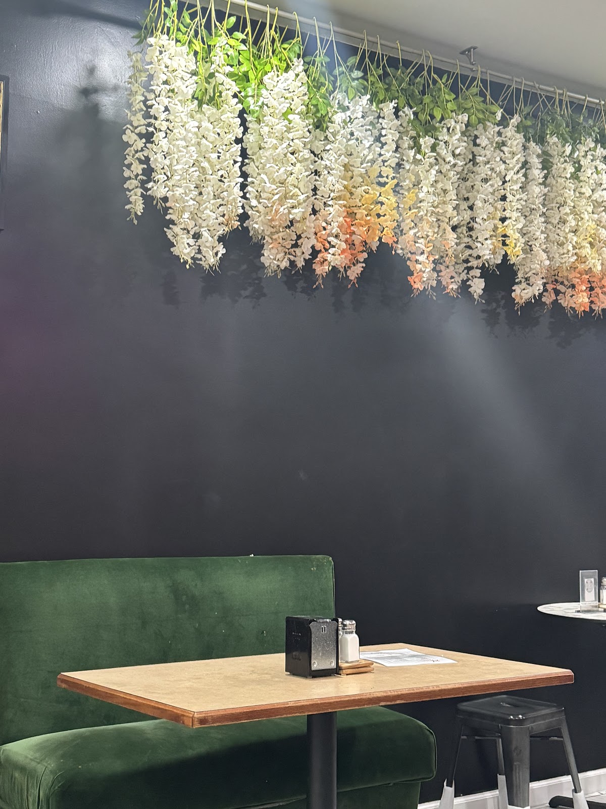 Nas Cafe interior