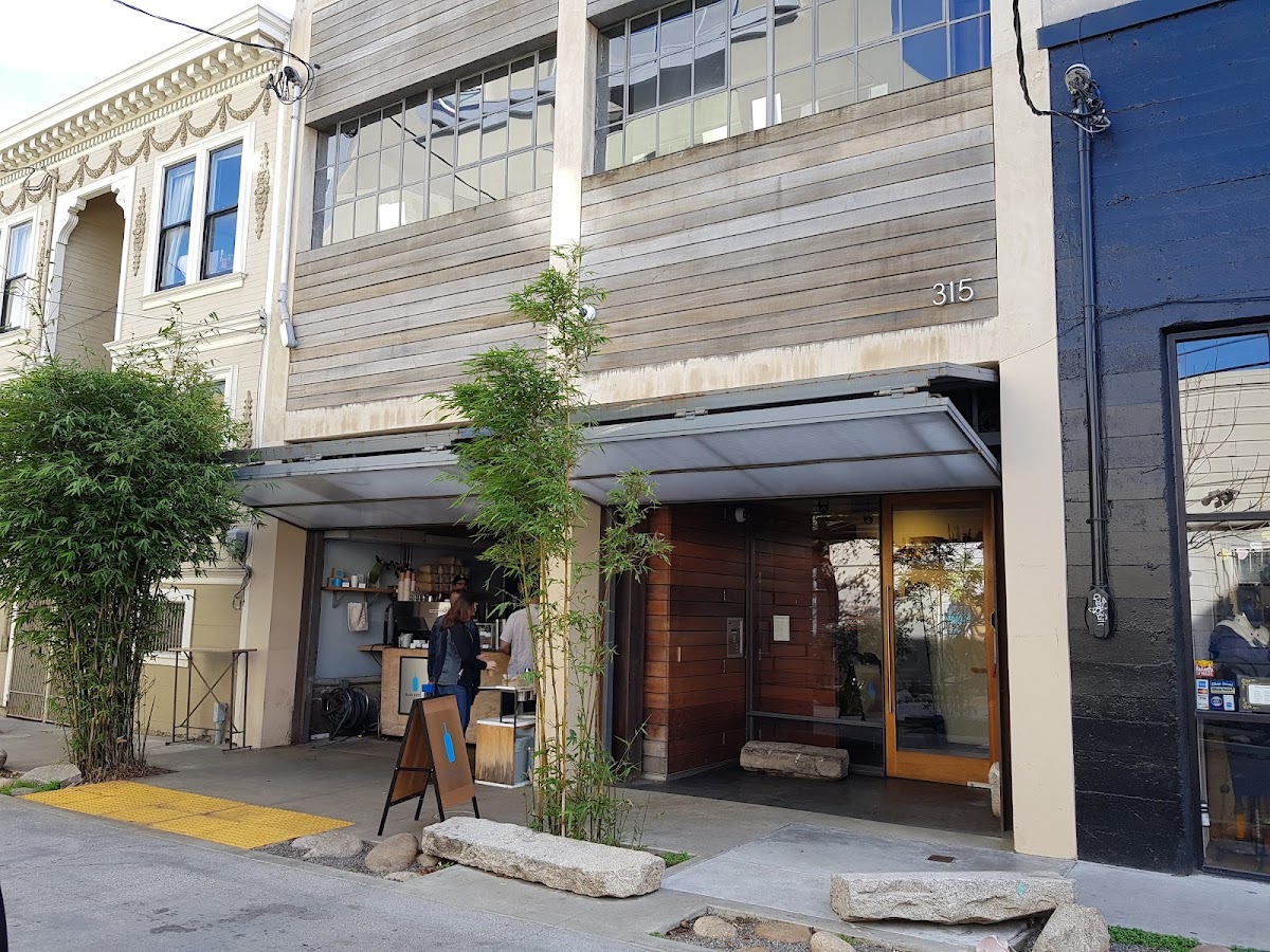 Blue Bottle Coffee interior