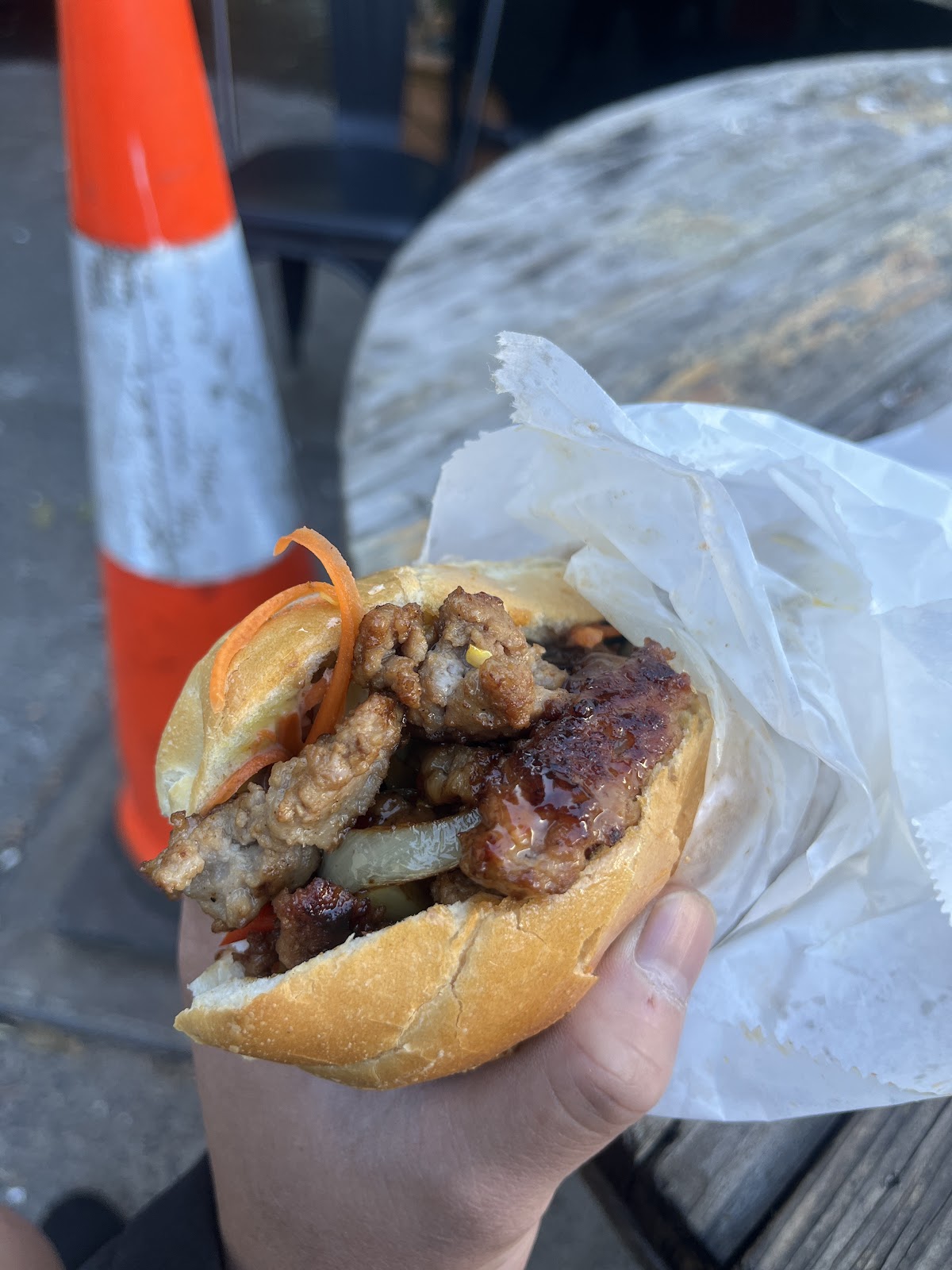 Lunch Box Lilyfield interior