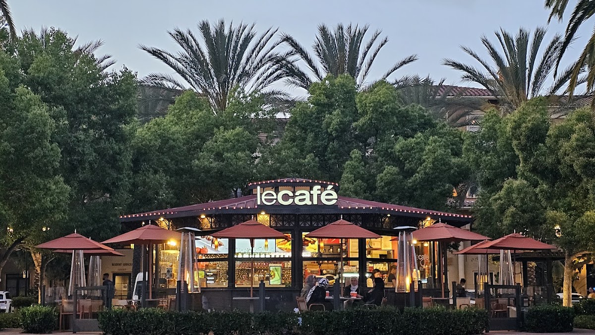 Le Cafe Du Parc interior