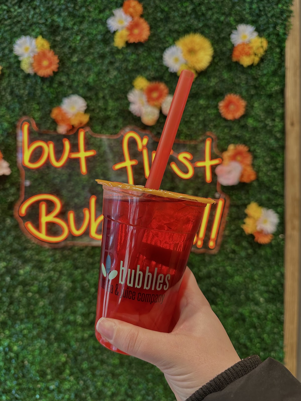 Photo of Bubbles Tea & Juice Company - Grandview
