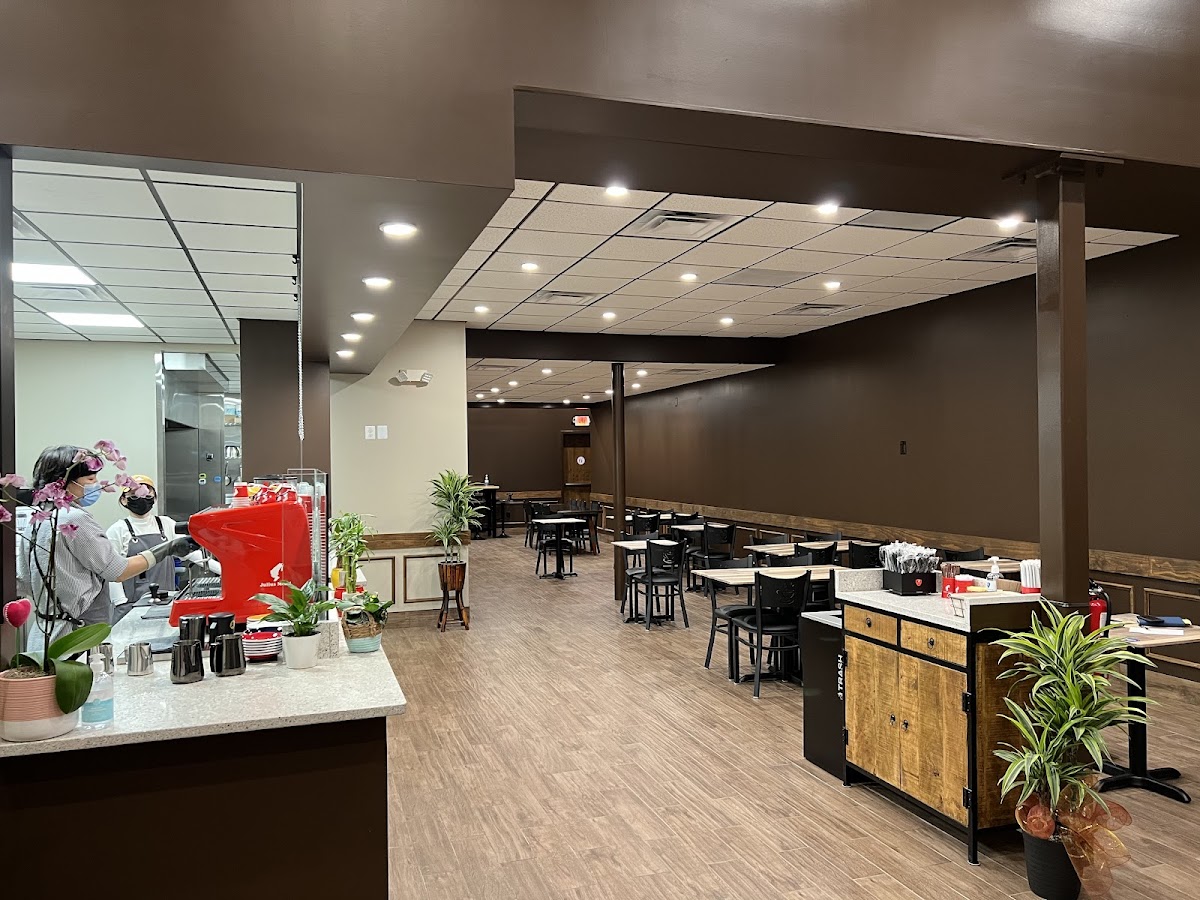 Cafe V interior