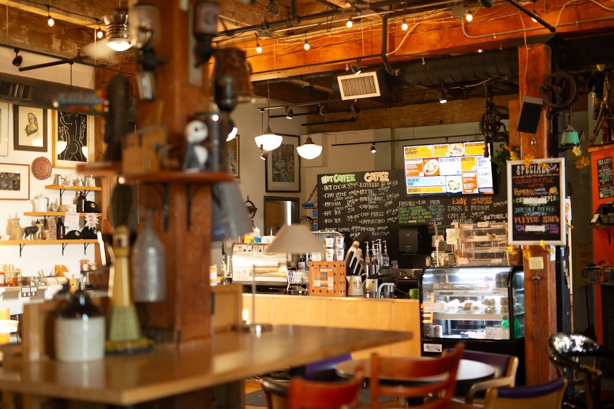 Mojo Coffee Gallery interior