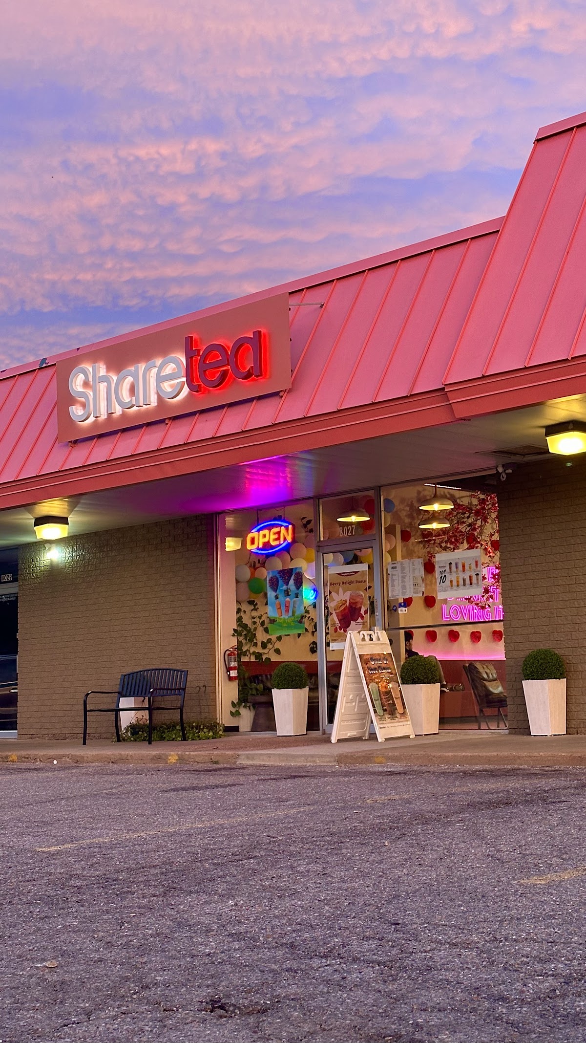 SHARETEA WICHITA interior
