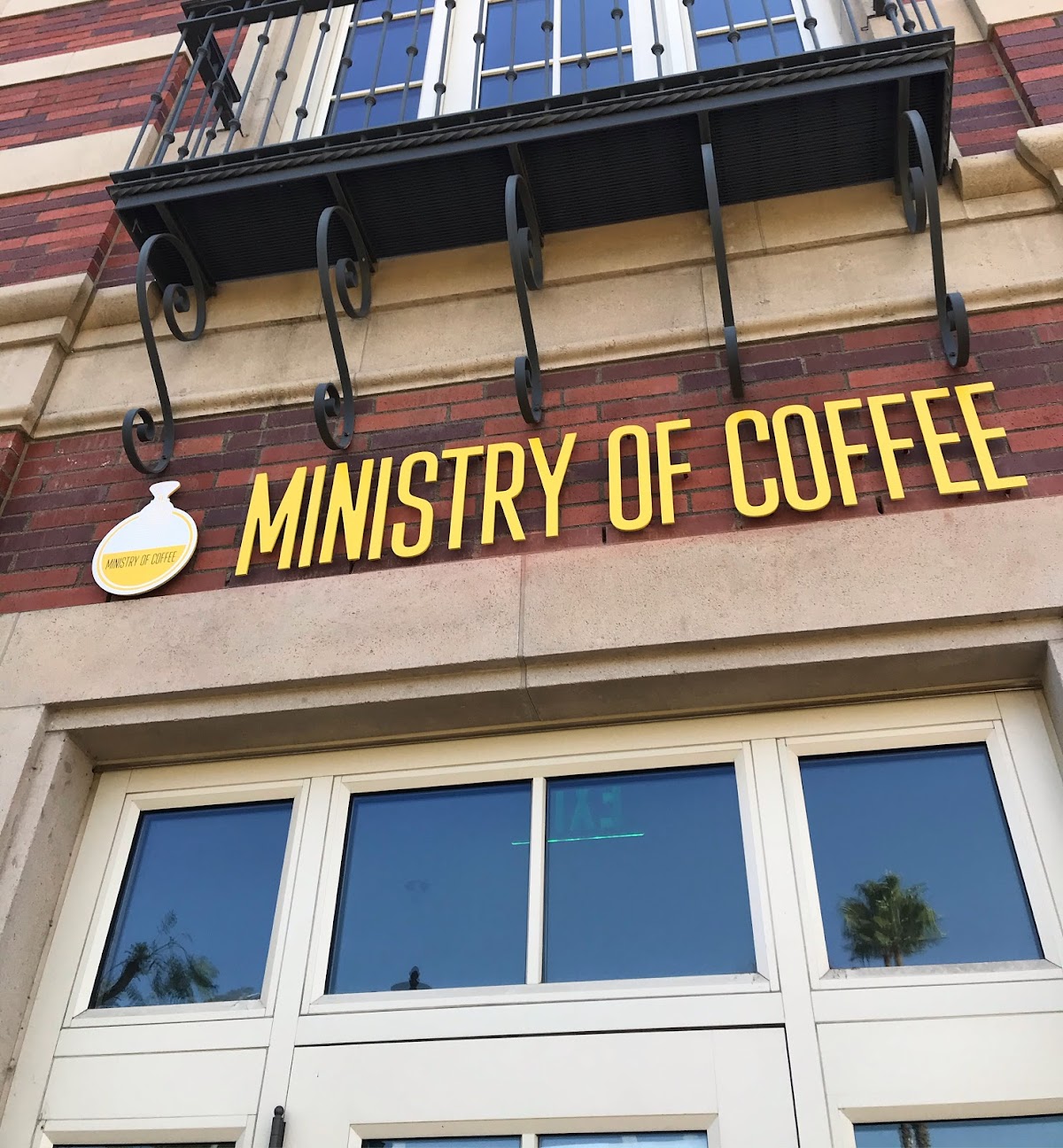 Ministry of Coffee interior