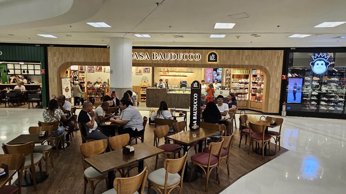 Casa Bauducco West Plaza Shopping interior