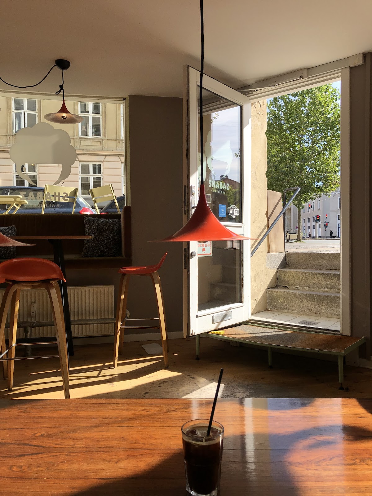 Shabaz Kaffebar interior