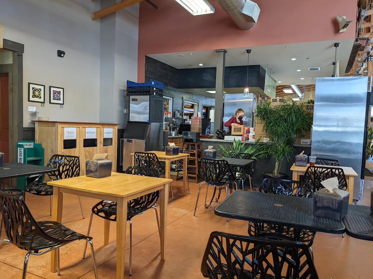Garden of Eatin' Cafe interior