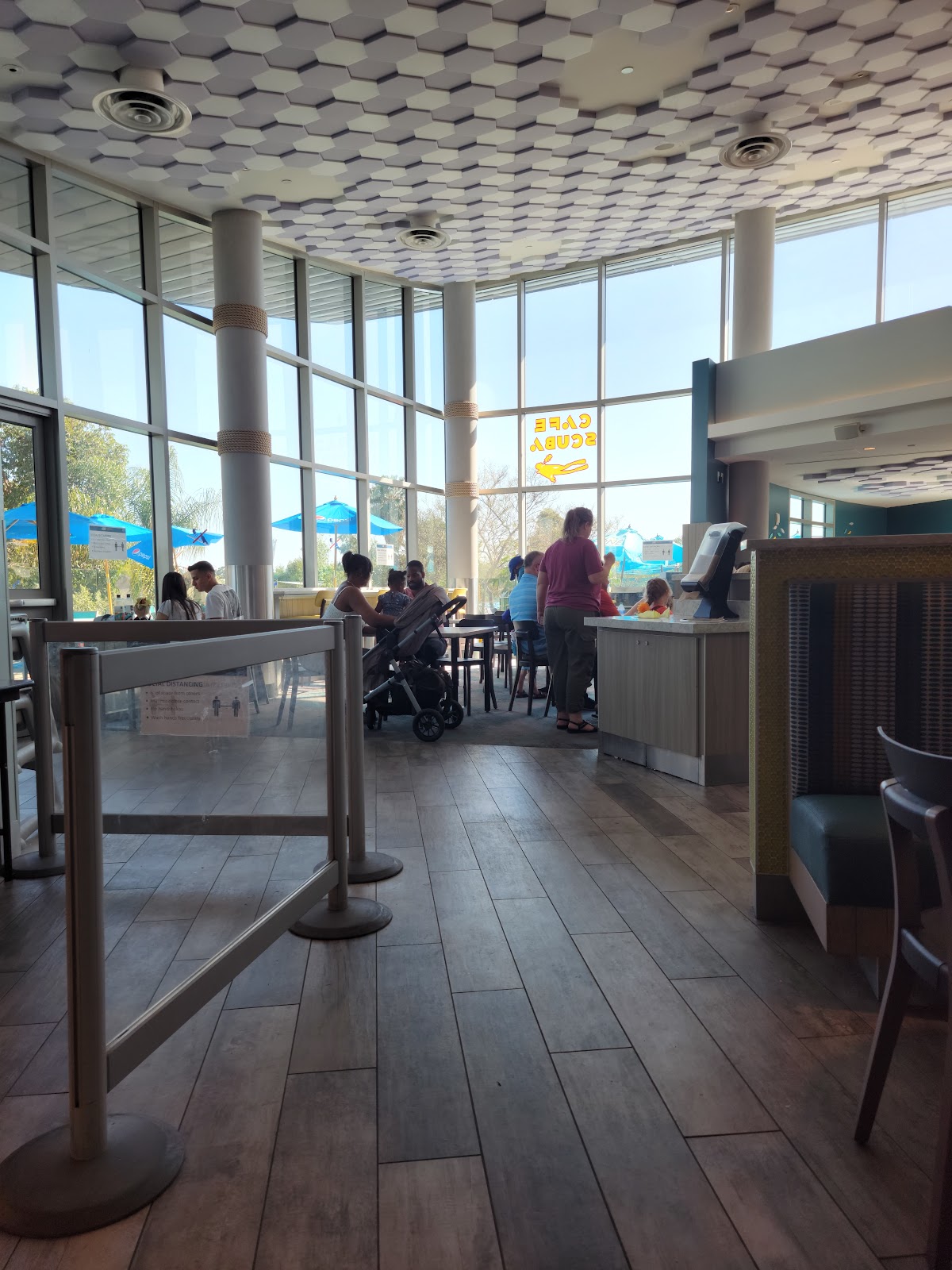 Cafe Scuba interior