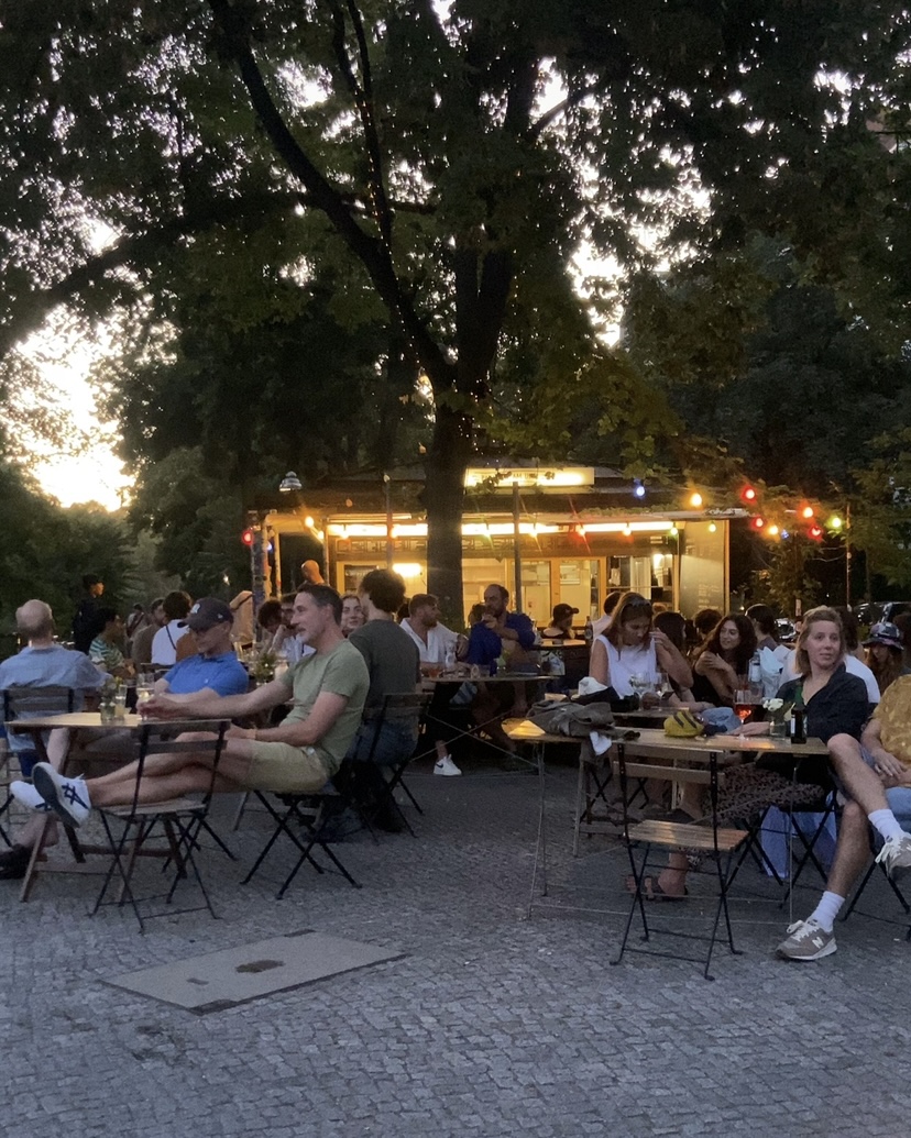 Pavillon am Ufer interior