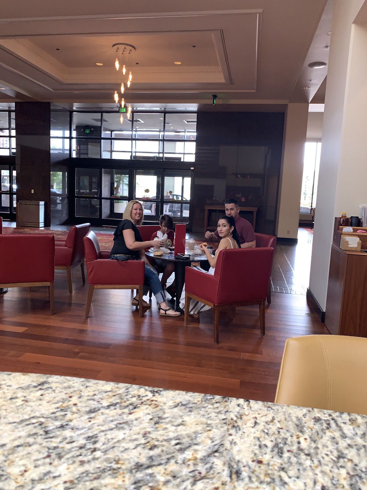 Coffee Central by Marriott Downtown interior
