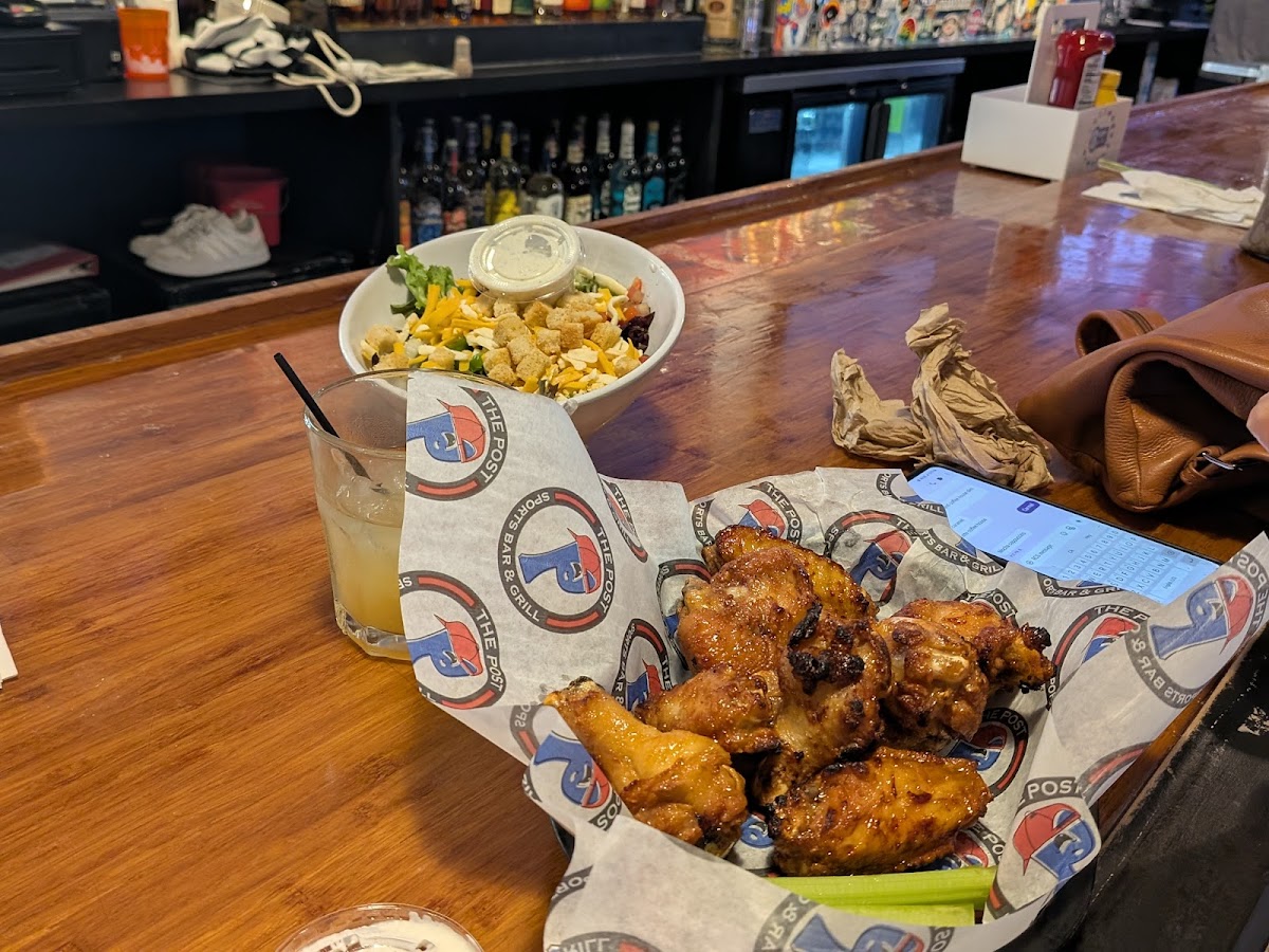 Photo of The Post Sports Bar & Grill - Maplewood