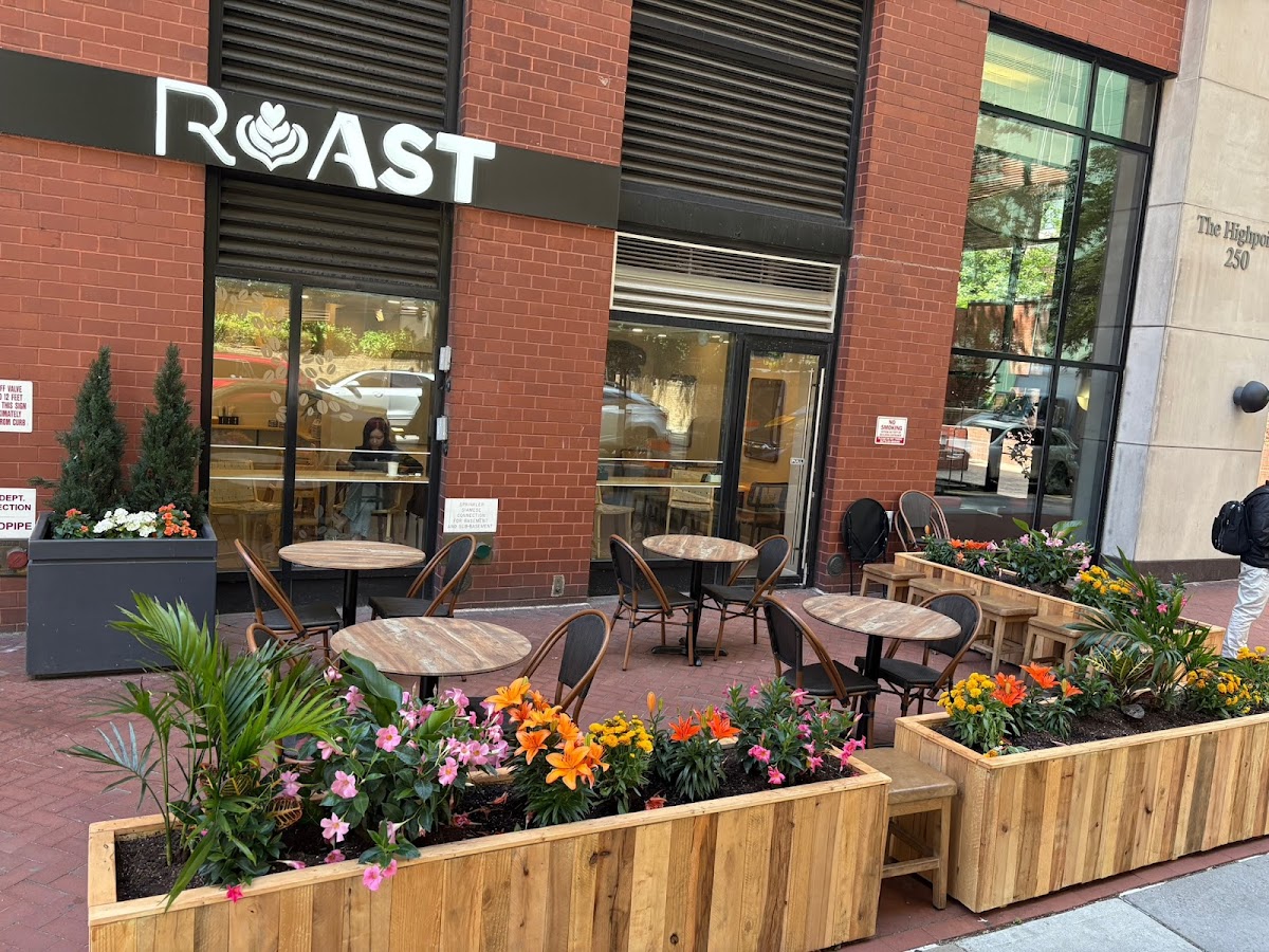 ROAST COFFEE interior