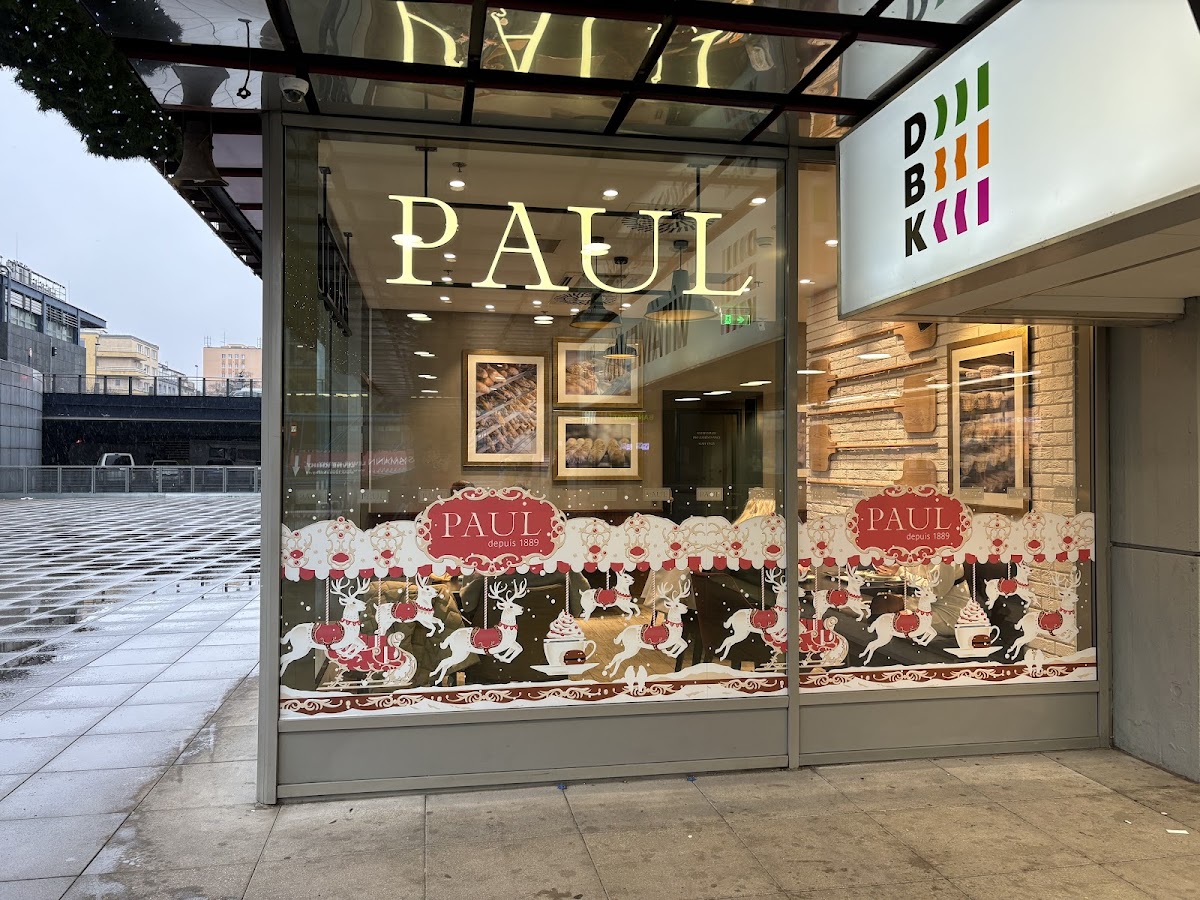 Paul interior