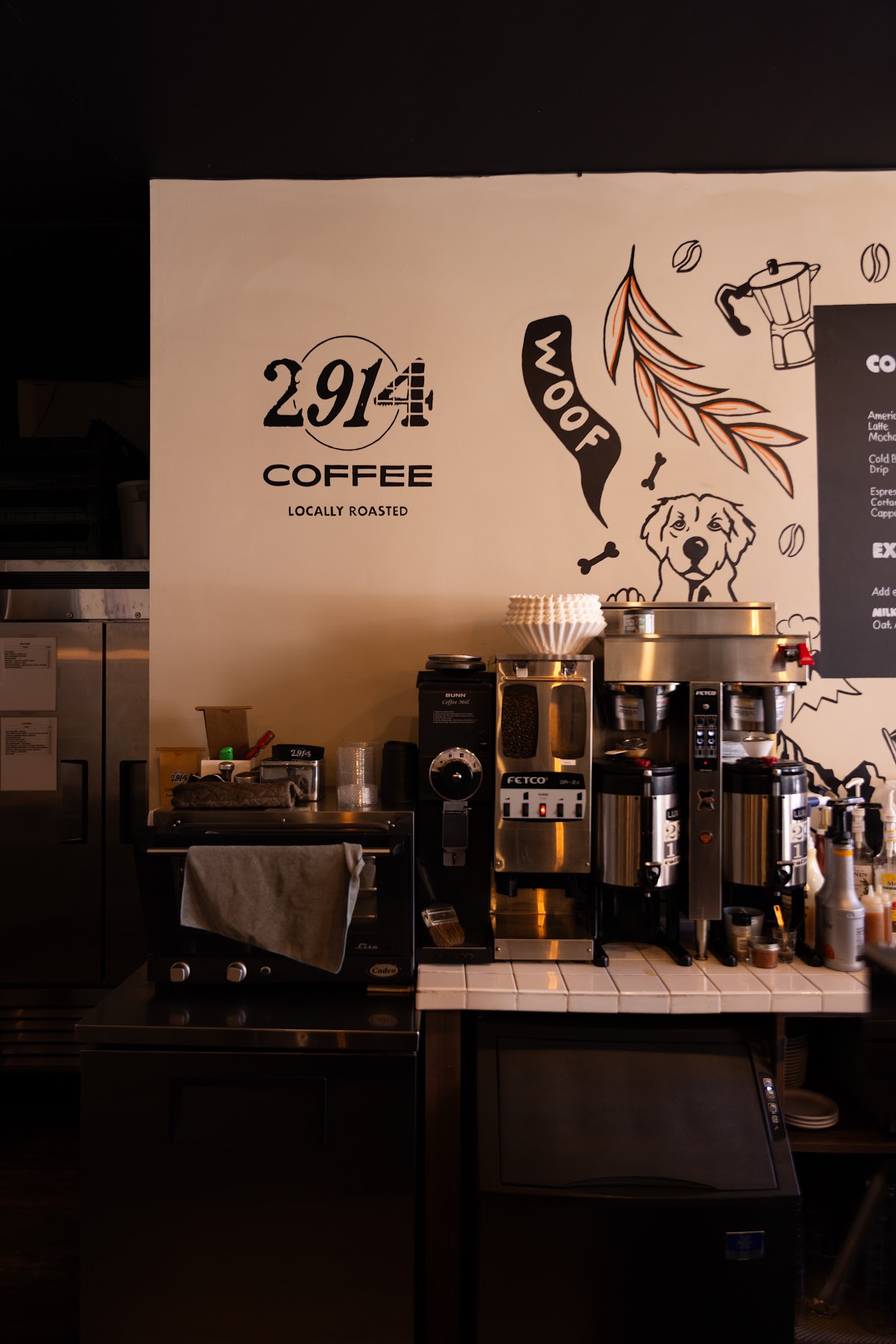 2914 Coffee interior