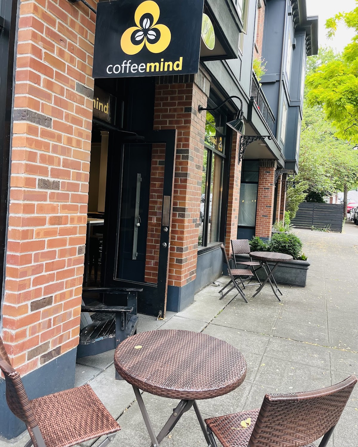 Coffeemind Queen Anne interior