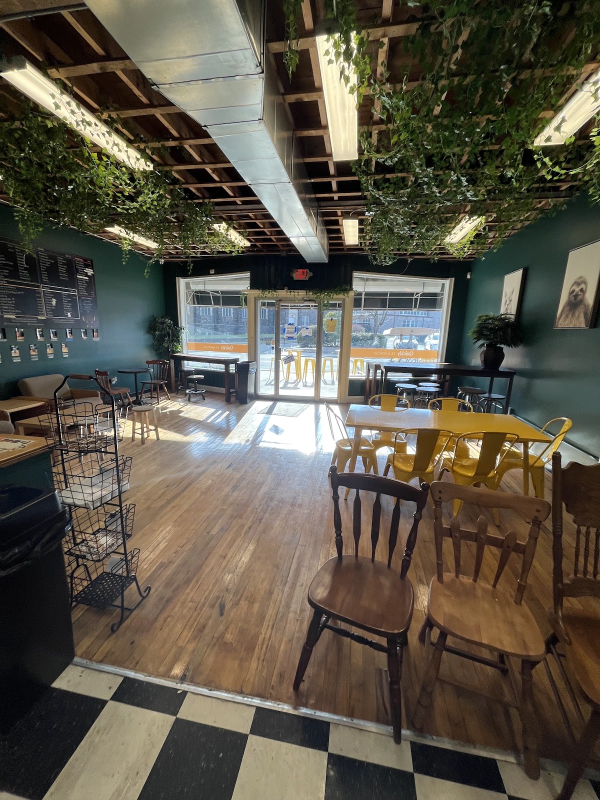 Quickly Tea House interior