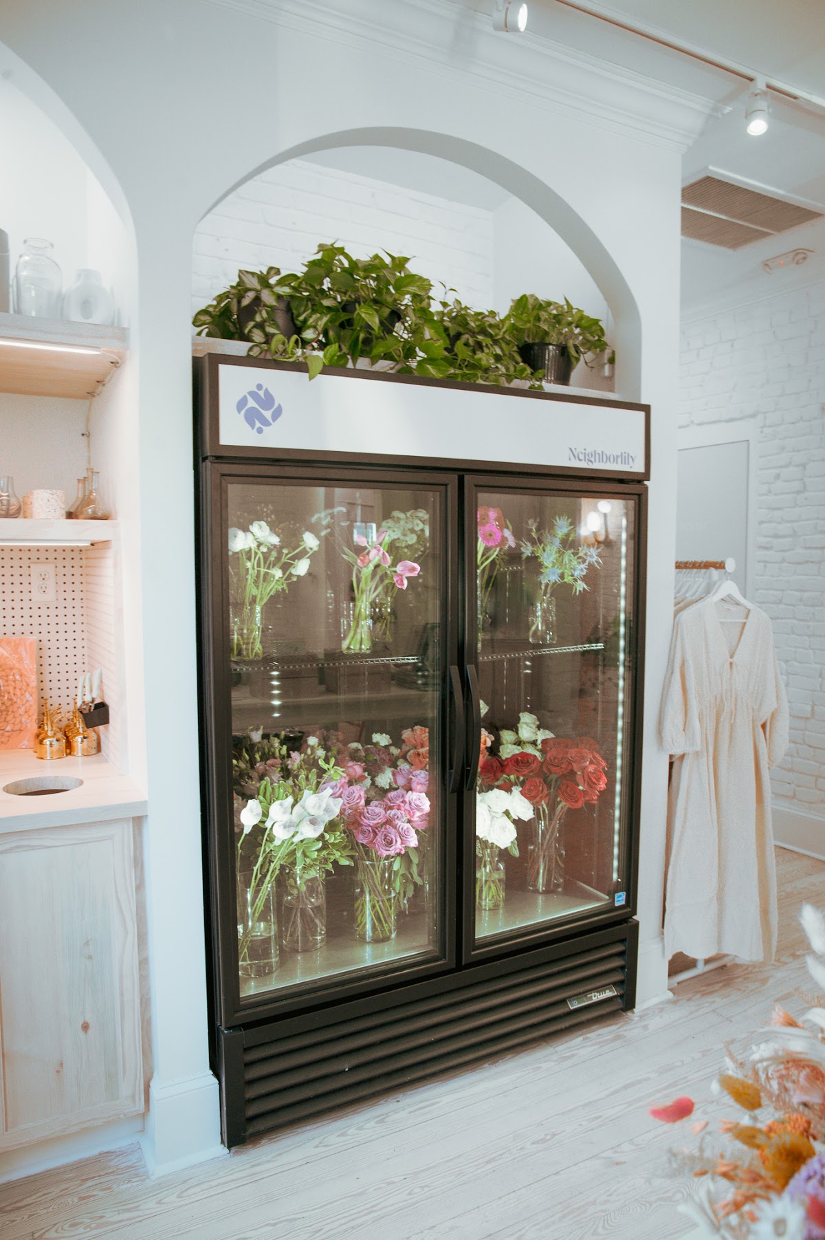 Neighborlily interior