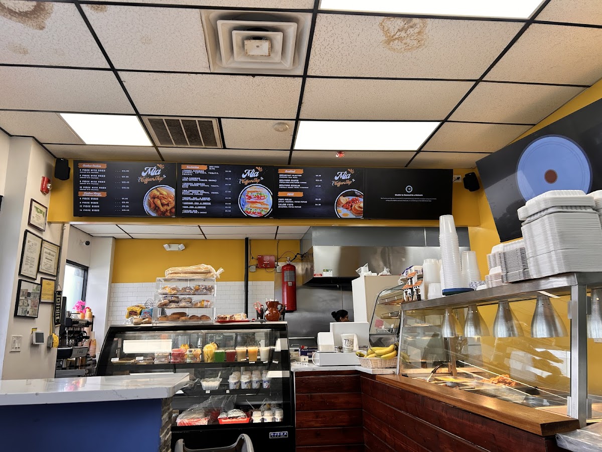 Mia's Coffee Shop interior