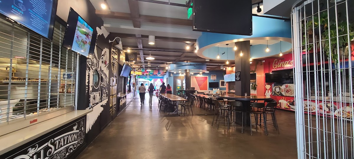 Loose Leaf Boba Company interior