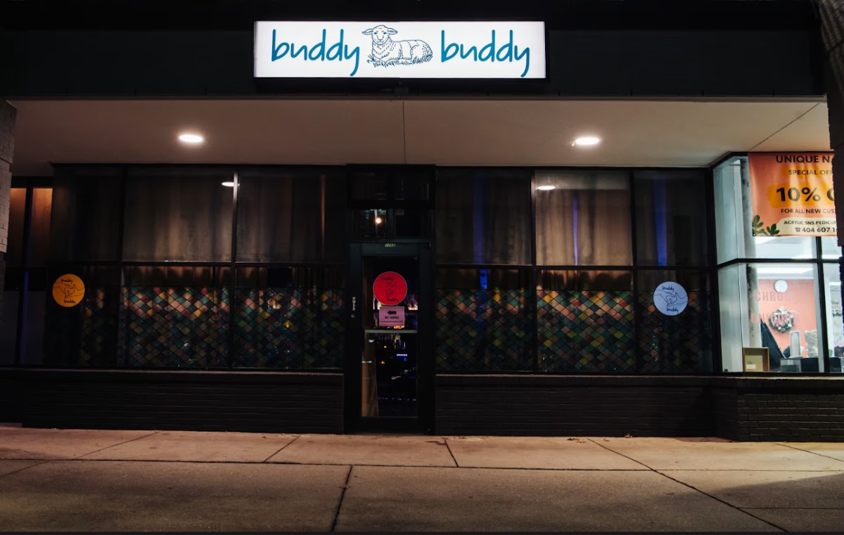 buddy buddy interior