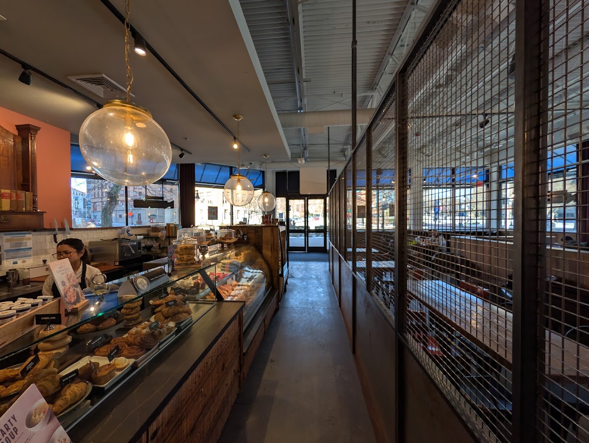 Caffè Nero interior