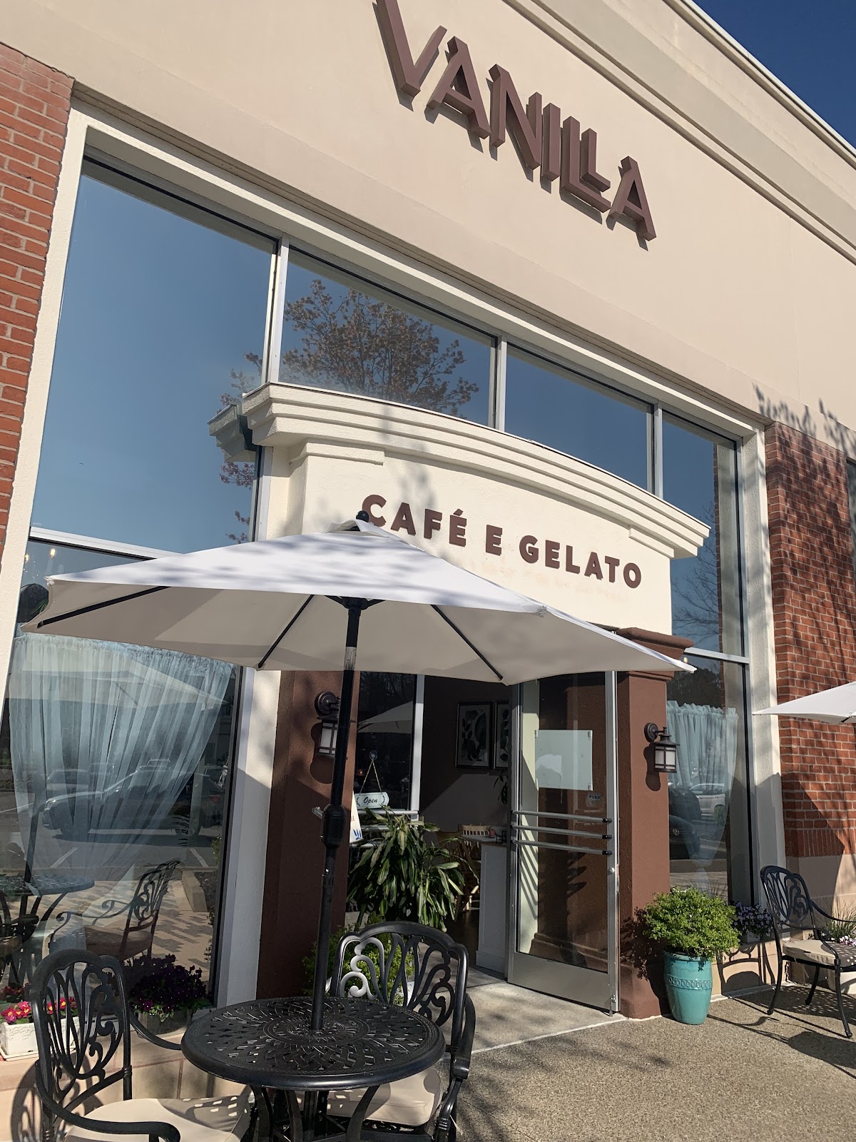 Vanilla Café e Gelato interior