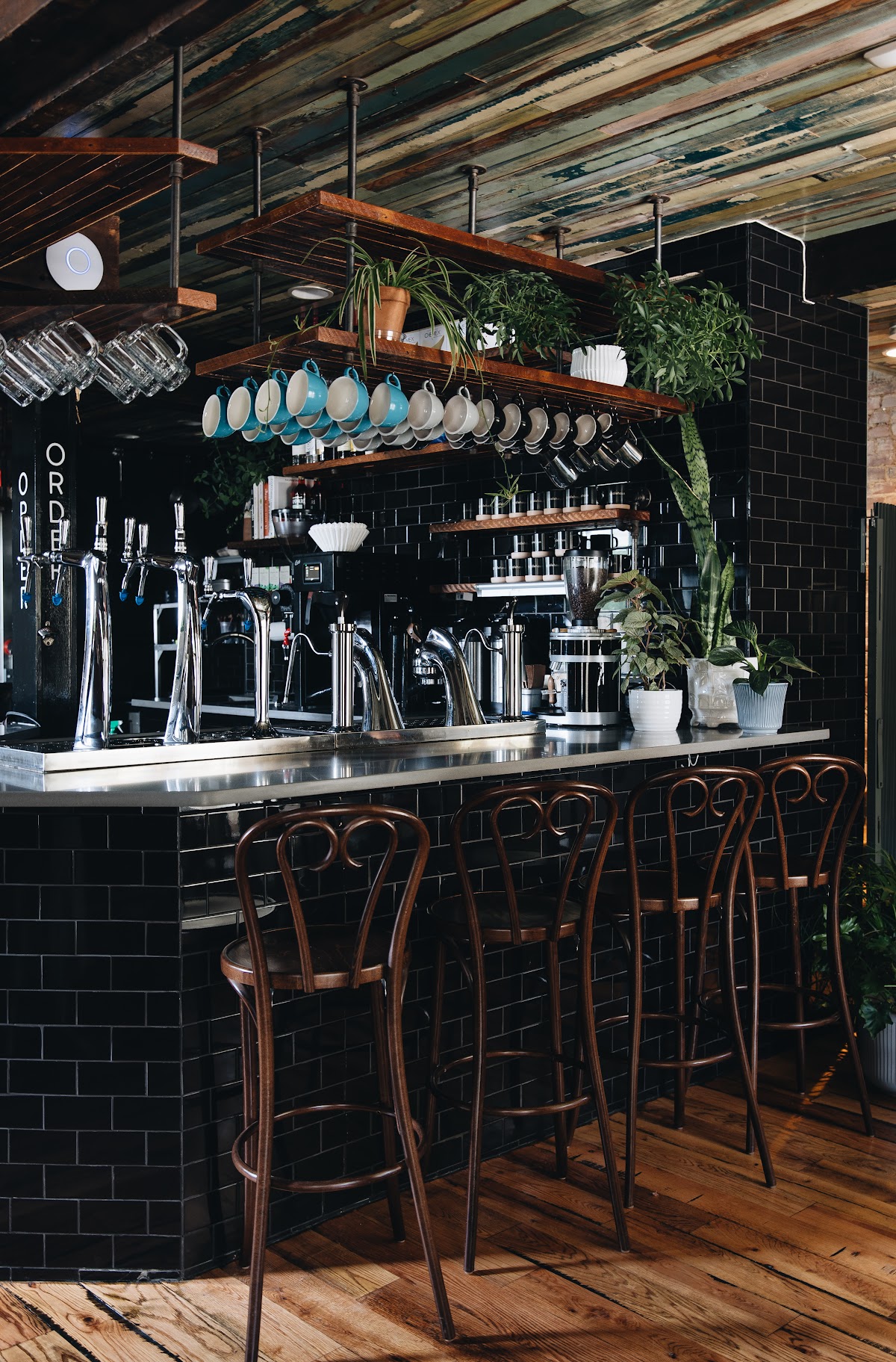 Gralehaus interior