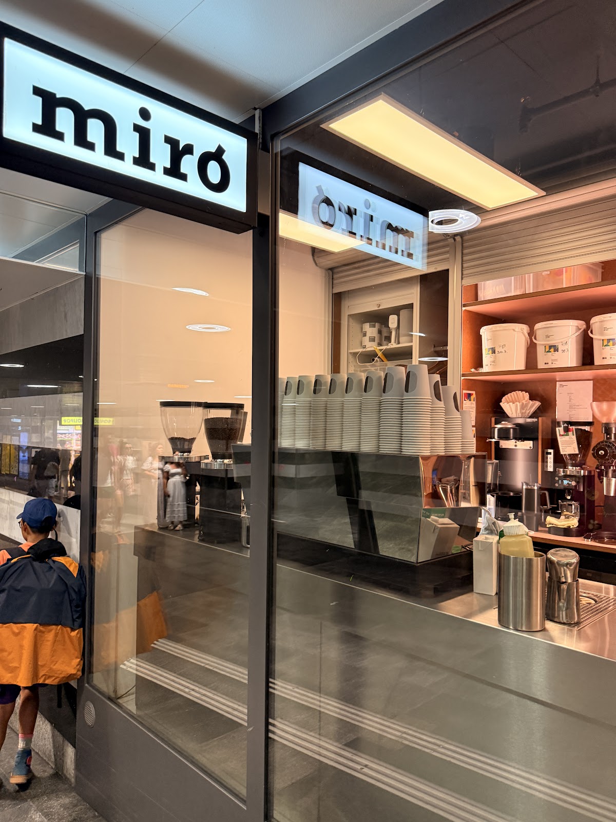 miro central interior
